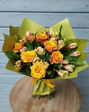 Букет цветов из:  Альстромерии и Розы в Куртамыше