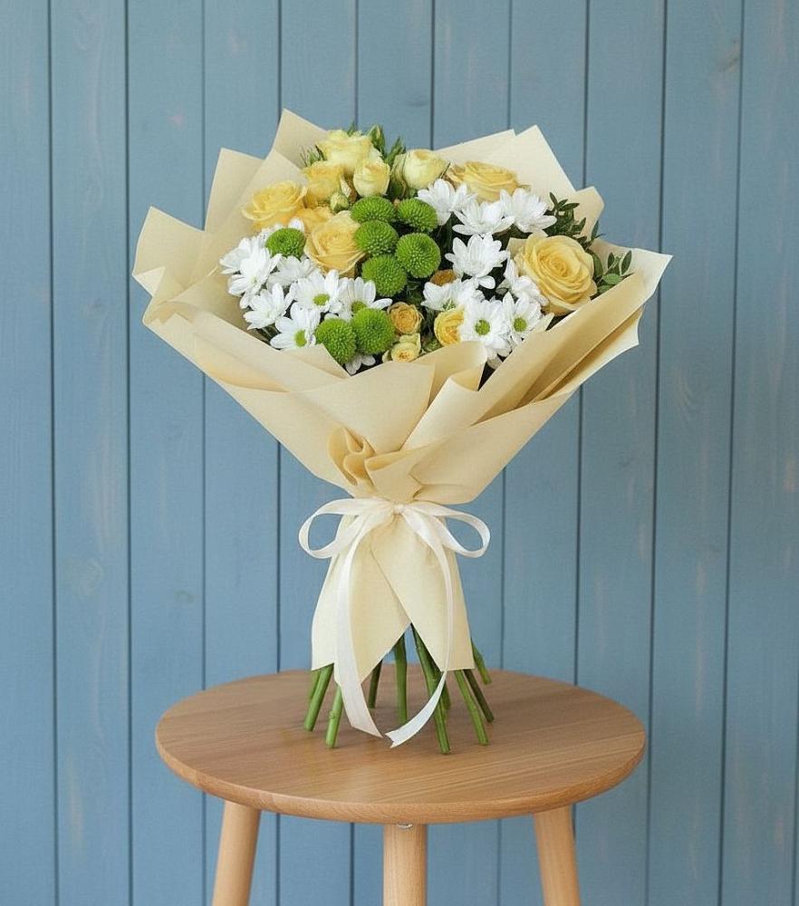 Букет цветов из: Хризантемы и Розы в Куртамыше