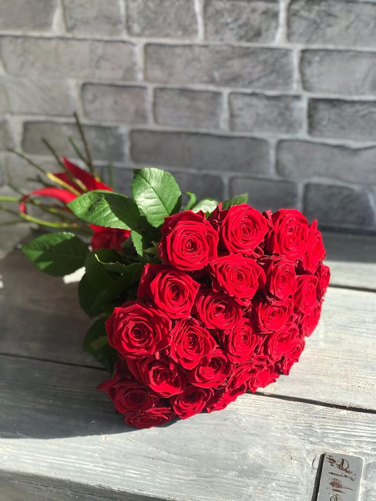Букет Красные розы Фридом в Куртамыше