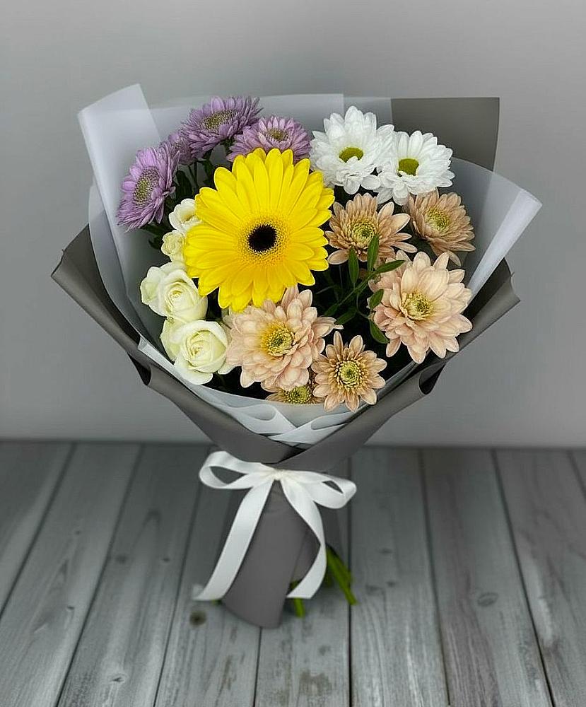 Букет цветов из: Розы, Герберы и Хризантемы в Куртамыше