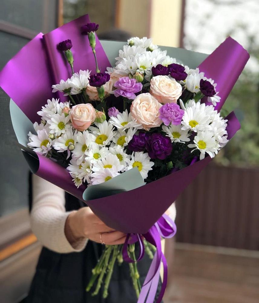 Букет цветов из: Хризантемы, Гвоздики и Розы в Куртамыше