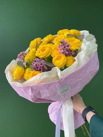 Букет Кустовые желтые розы в Куртамыше