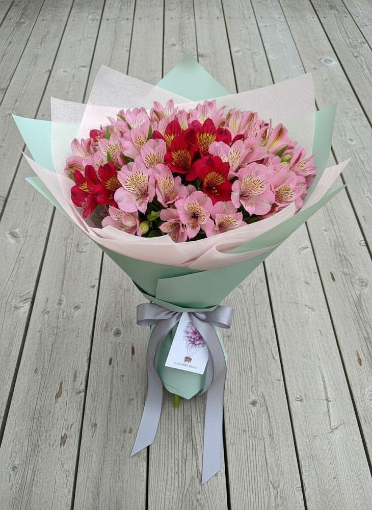 Букет цветов из: Альстромерии в Куртамыше