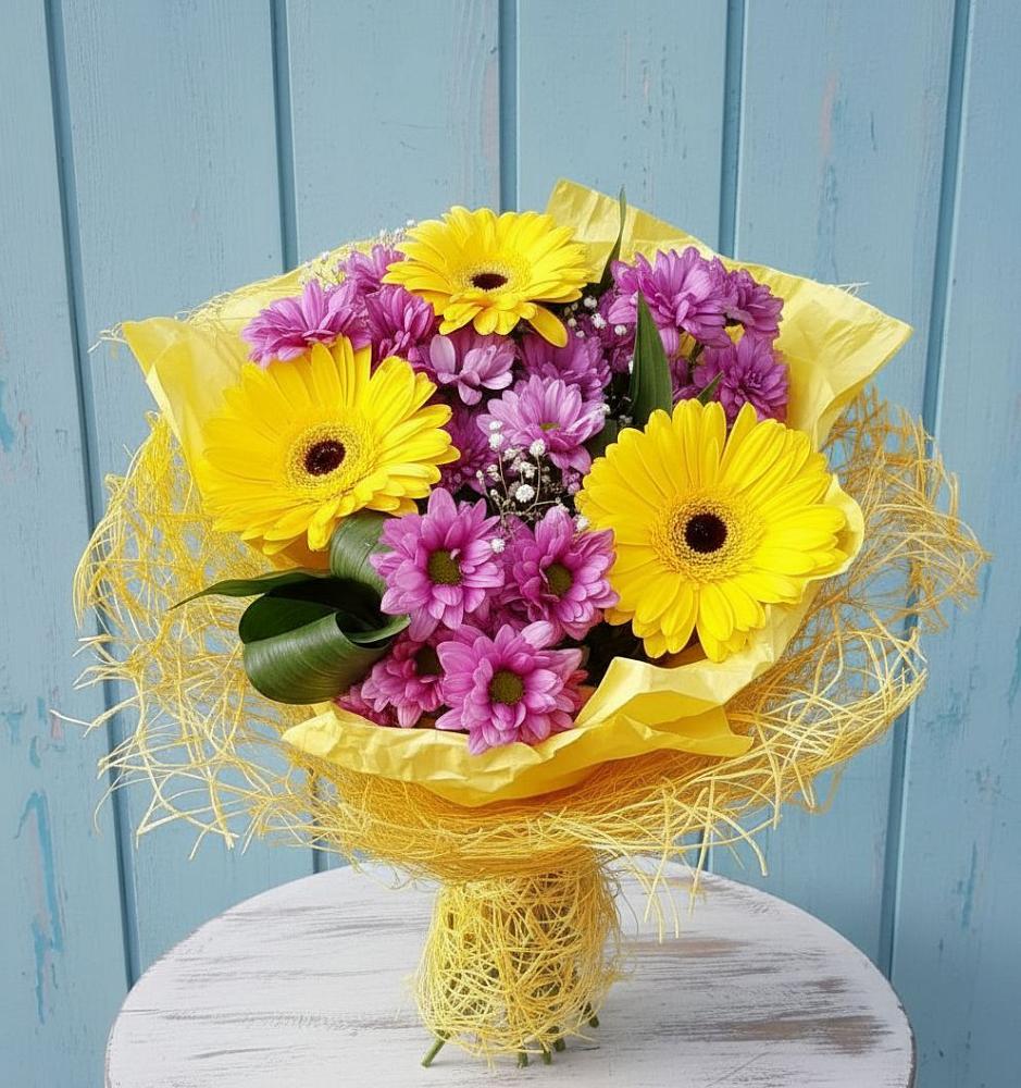 Букет цветов из: Хризантемы и Герберы в Куртамыше