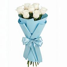 Букет 7 белых роз Проуд в Куртамыше